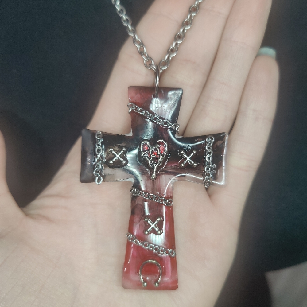 Handmade Resin Cross Chain Necklace Goth Jewelry Emo Punk Black Red Piercings